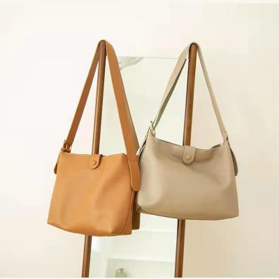 China Multifunctional Fashion Ladies Soft Leather Bag Contain Inner Computer Bag Waterproof PU Material Shoulder Bag for sale