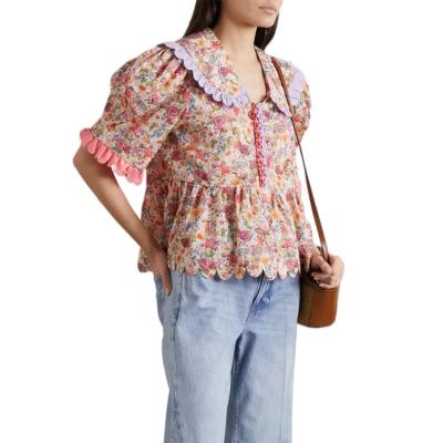 China Fashion shirts anti-pilling 2022 spring casual blusa drop short sleeve elegant ladies scallop tops floral print chiffon blouse for women for sale