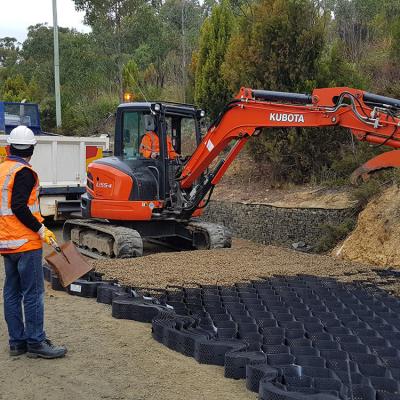 중국 HDPE 지오 셀 도로 건설에서 사용된 경사 보호 벽 및 드라이브 웨이 판매용