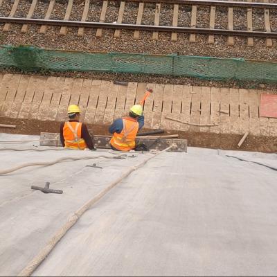 Chine Design moderne haute résistance à la flexion de chemin de fer en béton en tissu couverture remplie de ciment à vendre