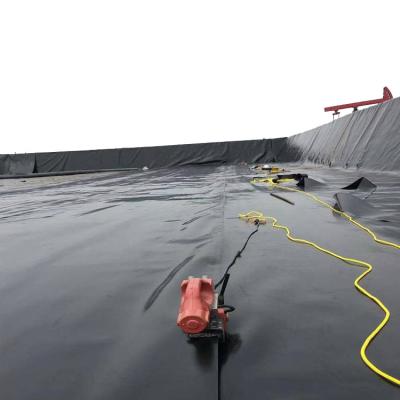 China PP HDPE PE PVC EVA geomembrana de lago de peixe forro soldador HMT 1300 máquina de soldagem canal à venda