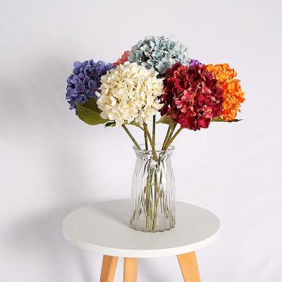 China High Quality Artificial Icelandic Hydrangea Wedding Decoration Flower Arrangement Props Home Decor Artificial Flowers QH-D70123 for sale