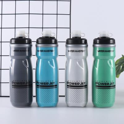 China Top Selling High Quality Viable Free 21oz Cold BPA Insulated Sports Recycling Water Bottle With Self-Spray Valve Lid for sale