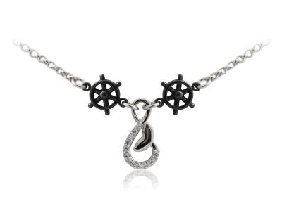 Chine Le collier argenté en céramique de dauphin avec le gouvernail de direction deux pour le cadeau, rhodium a plaqué CSN0689 à vendre