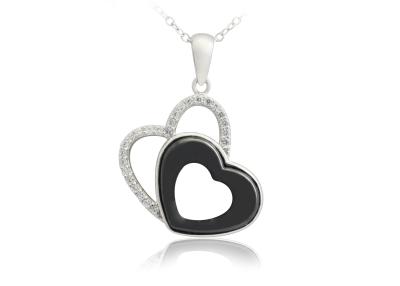 Chine Le pendant en céramique argenté noir et blanc de coeur de pendants avec la CZ, rhodium a plaqué CSP0587 à vendre