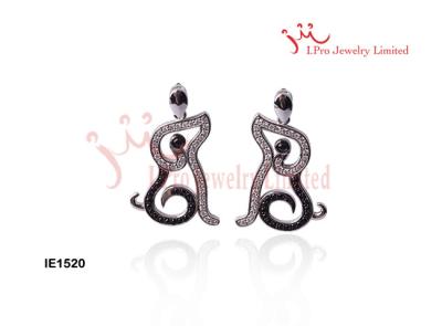 China Lovely Micro Set 925 Sterling Silver Earrings , Round B/W CZ Small Pins Animal Earrings for sale