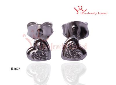 China Small Fashion Kids Heart Shaped 925 Sterling Silver CZ Stud Earrings for sale