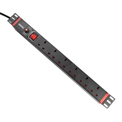 China Universal PDU Socket For Cabinet 19 Inch 1U 6 Way UK Standard Extracting PDU With Off/On Switch Overload Protection Rack Mount PDU for sale