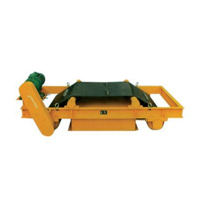 中国 Factory Self-cleaning Constant Suspended Magnetic Iron Remover Iron Separator For Belt Conveyor 販売のため