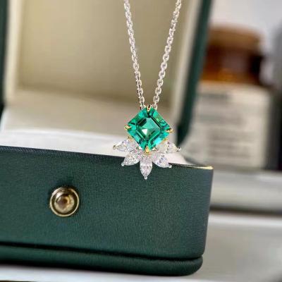 China OEVAS Jewelry 925 Sterling Silver Real 1.5 Lab Developed Graceful Fine Emerald Pendant Necklace For Women for sale