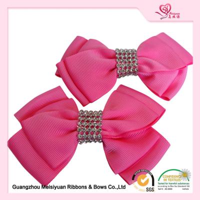 China Hand Made little Girls Hair Bows Pretty Pink Grosgrain Ribbon material for sale