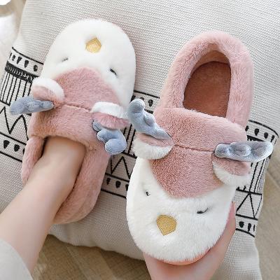 China Anti-skid Cartoon Deer Winter Soft Non-slip Warm Bedroom Shoes Men Couples Slippers For Indoor Women for sale