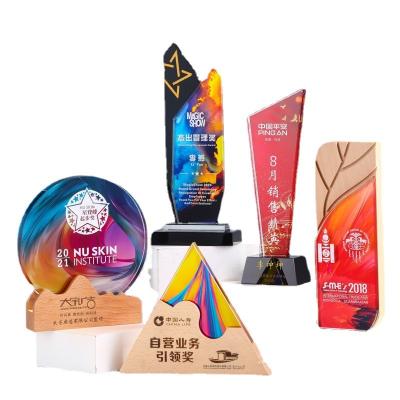 China Custom Healthcare Institutes Medals and Trophies Corporate Employeescompetition Annual Meeting Award Glass Honor Crystal Trophy for sale