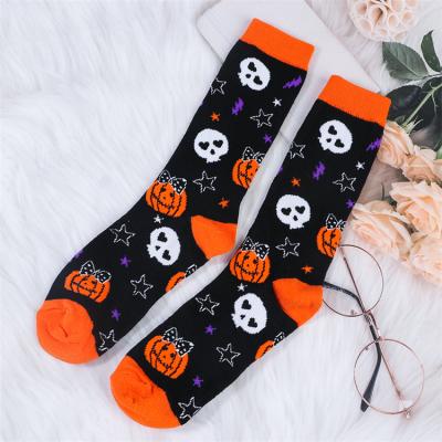 China Yifan Design Hip Hop Novelty QUICK DRY Women Men Cute Cartoon Pattern Pumpkin Skull And Stars Halloween Unisex Compression Sock for sale