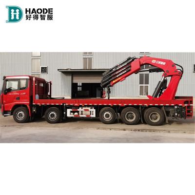 Chine 53000 kg Auto 5 axes Jiangwei 110 tonnes grue hydraulique avec rampe pliante à vendre