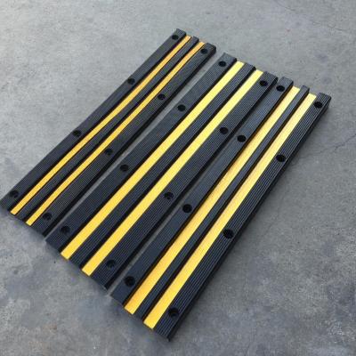 China 1000*200*50mm Black Color Reflective Buffer Bar Security Rubber Bumper Wall RBB06 for sale