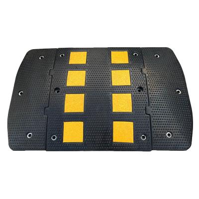 China Road Traffic Rubber Wholesale Safety 500*900*50Mm Traffic Soothing Rubber Speed ​​Bumps for sale