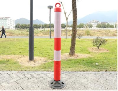 China Safety Plastic Bollard PE Factory Price PE Plastic Warning Post With 260x260mm Base Size for sale