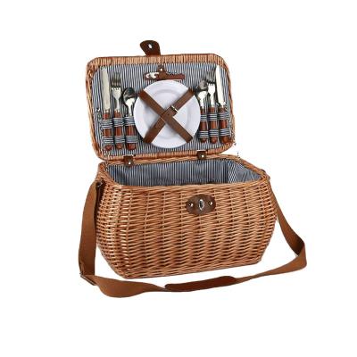 China Free Sample Viable Outdoor Picnic Set Plant Basket Storage Wicker Picnic Basket Set for sale