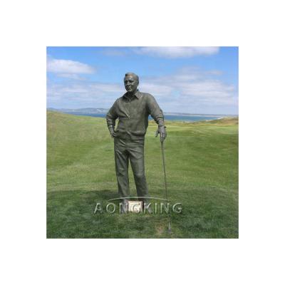 China Europe Golf Course Outdoor Decoration Life Size Golfer Bronze Statue for sale