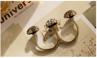 China Fashion Jewelry metal hearts ring vintage style for sale