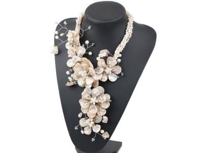 China Fashion natural most beautiful pearls and shells necklace women Jewelry wholesale from for sale