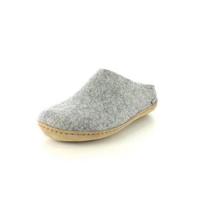 China High Quality Comfortable Handmade Polyester Anti-slippery Felt Slippers for sale