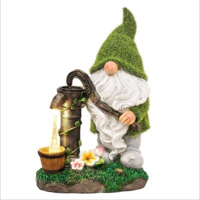 China Resin home decorative outdoor green dwarf garden decoration statue solar light for sale