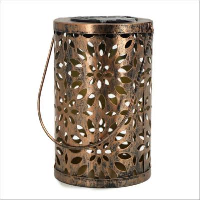 China Waterproof Garden Lantern Lawn Lamps Metal Lantern Outdoor Solar Modern Garden Decoration Light for sale