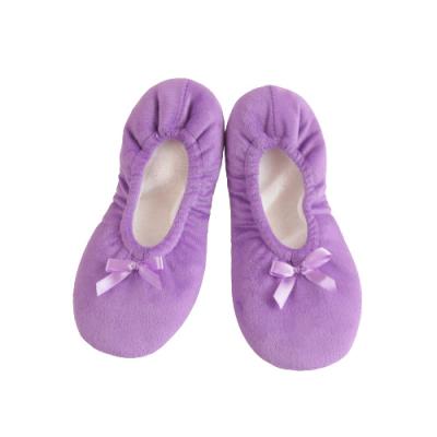 China Fashion Trend Manufacturer Custom Made Winter Fashion Soft Men's Women's Plush Home Slippers for sale