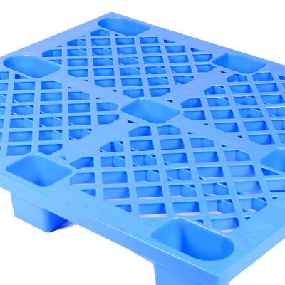 China Single Faced Industry Logistics 1200x1000 4 Way Grid China Moisture Proof Plastic Pallets For Food And Medical Industry for sale