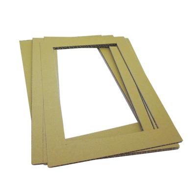 China Decorative Craft Corrugated Cardboard Photo Frame For Kid DIY for sale