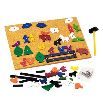 China Educational Hammers And Nails Kids Geometry Shape Toy Game 200 x 260 mm for sale