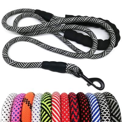 China Factory Wholesale Price Pet Collars Reflective Pet Leashes Multifunctional Luxury Multifunctional Nylon Strap for sale