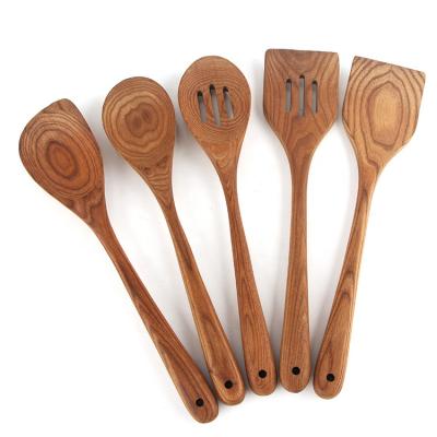 China Viable Charcoal Surface Treatment Ash Wood 5 Pieces Wooden Kitchen Utensil for sale