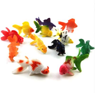 China Home Decoraion 12 Model Style Small Goldfish Marine Animals Toys Simulation Fish Small Plastic Aquarium Landscaping Decoration Ornaments for sale