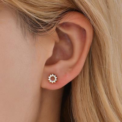 China Fashion TRENDY Crystal Cubic Zirconia Round Elegant Woman Stud Earring Sun Flower Earring for sale