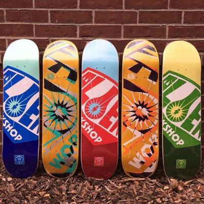 China Maple Adult Canadian Foreign Skateboard Professional Decks Skateboard Workshop Aws Skateboard Deck 7ply 7.75-8.5 Inch Quality Wood for sale