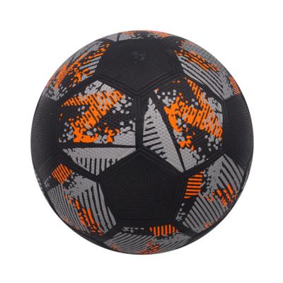 China Cheap Custom Sports Factory Outlet Outdoor 400g Rubber Soccer Balls Grade 5 Rubber Soccer Balls for sale