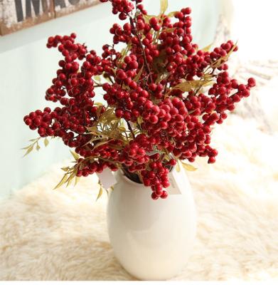 China GF15966 Berry Branches Artificial Red Flower Beans for Christmas Home Wedding Decoration for sale