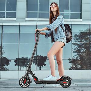 China EU Warehouse 8.5 inch 350W 7.5 inch rear battery + turn light + stop light oh 31km/h hike electric scooter for adults for sale