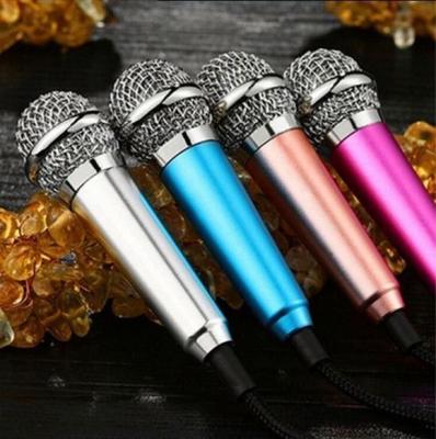 China 3.5mm Connector 3.5mm Universal Wire Connect Karaoke Mini Microphone For Mobile Phone PC for sale