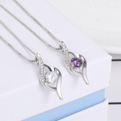 China 2022 New Fashion Design Women's Geometric Bling Charm Mothers Day Diamond Heart Pendant Necklace for sale