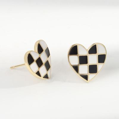 China Amazon Sale Fashion Jewelry Checkerboard Love Heart Fashionable 925 Silver Needle Ladies Stud Earrings For Women Non Fade Non Fade for sale