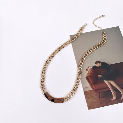 China 2022 Luxurious Design Chain Necklace Women Hiphop Minimal Cuban Punk Neck Necklace Luxurious Clavicle Chain for sale