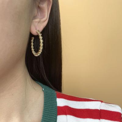 China Kiti Fashion Accessories TRENDY C Geometry Pleated 18k Gold Plated Small Circles Zinc Alloy Women Earrings for sale