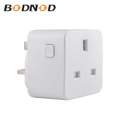 China Convenient APP CE WiFi Smart Power Socket Mini Socket Remote Control Work with Alexa TUYA Smart Outlet UK with Energy Monitoring for sale