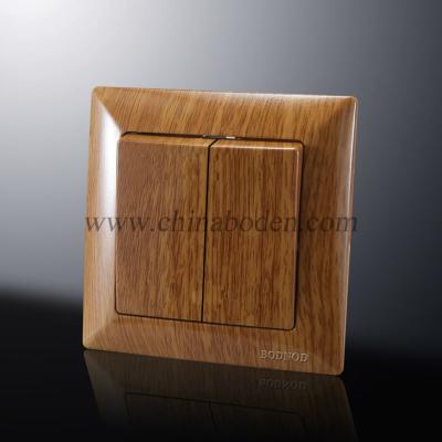 China Modern Electrical ABS / PC Two Gang European One Way Illuminated Decorative Switches for sale