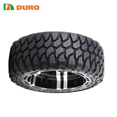 China Variable Pitch Rubber Tread 35x12.50R20 Off Road Tire for sale