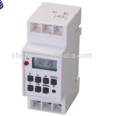 China 7 Large Buttons for Easy Operation 24 Hours Large LCD Display Weekly Programmable Digital Timer Switch for sale